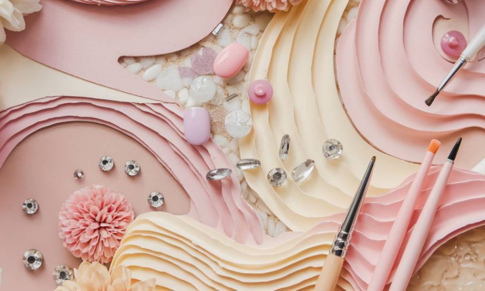 15 Stunning Winter 2025 Nail Trends