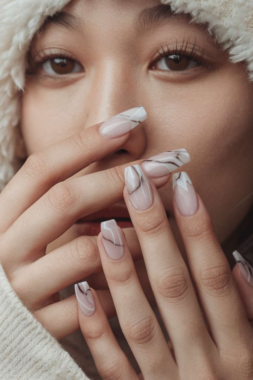 Chic Marble nail art design