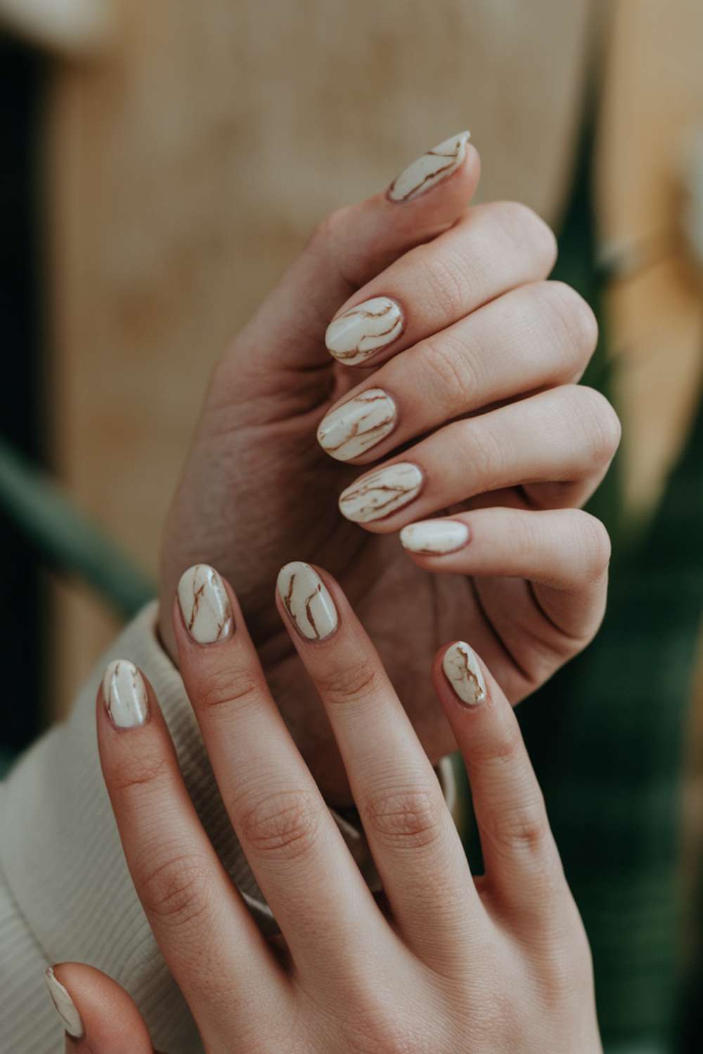 Chic Marble nail art