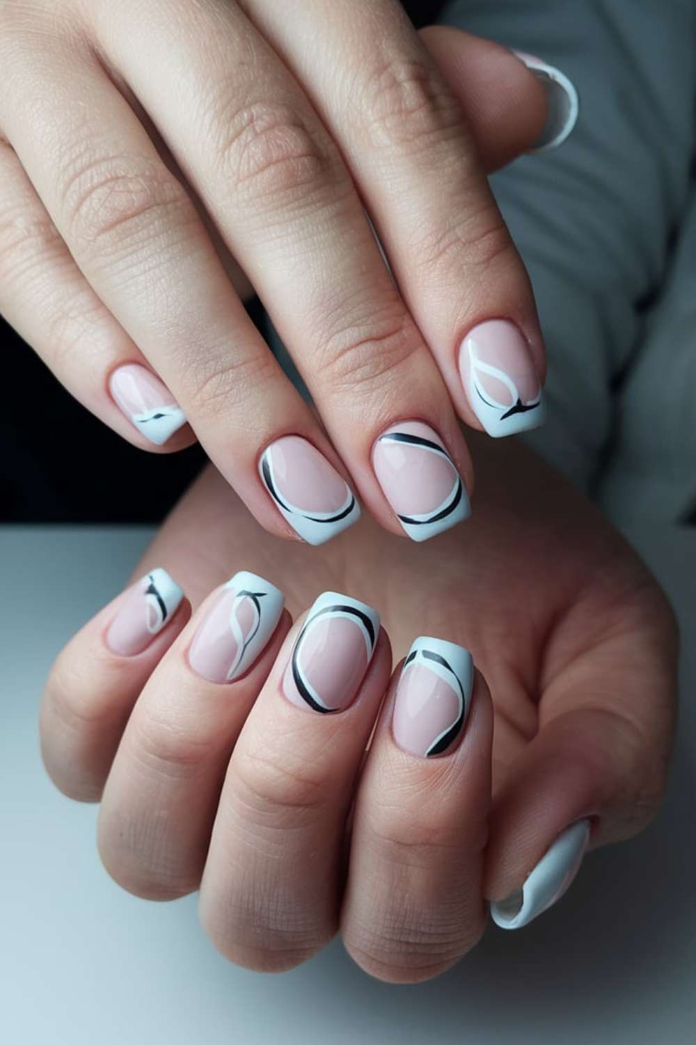 Chic Minimalist Nail Art Design ideas