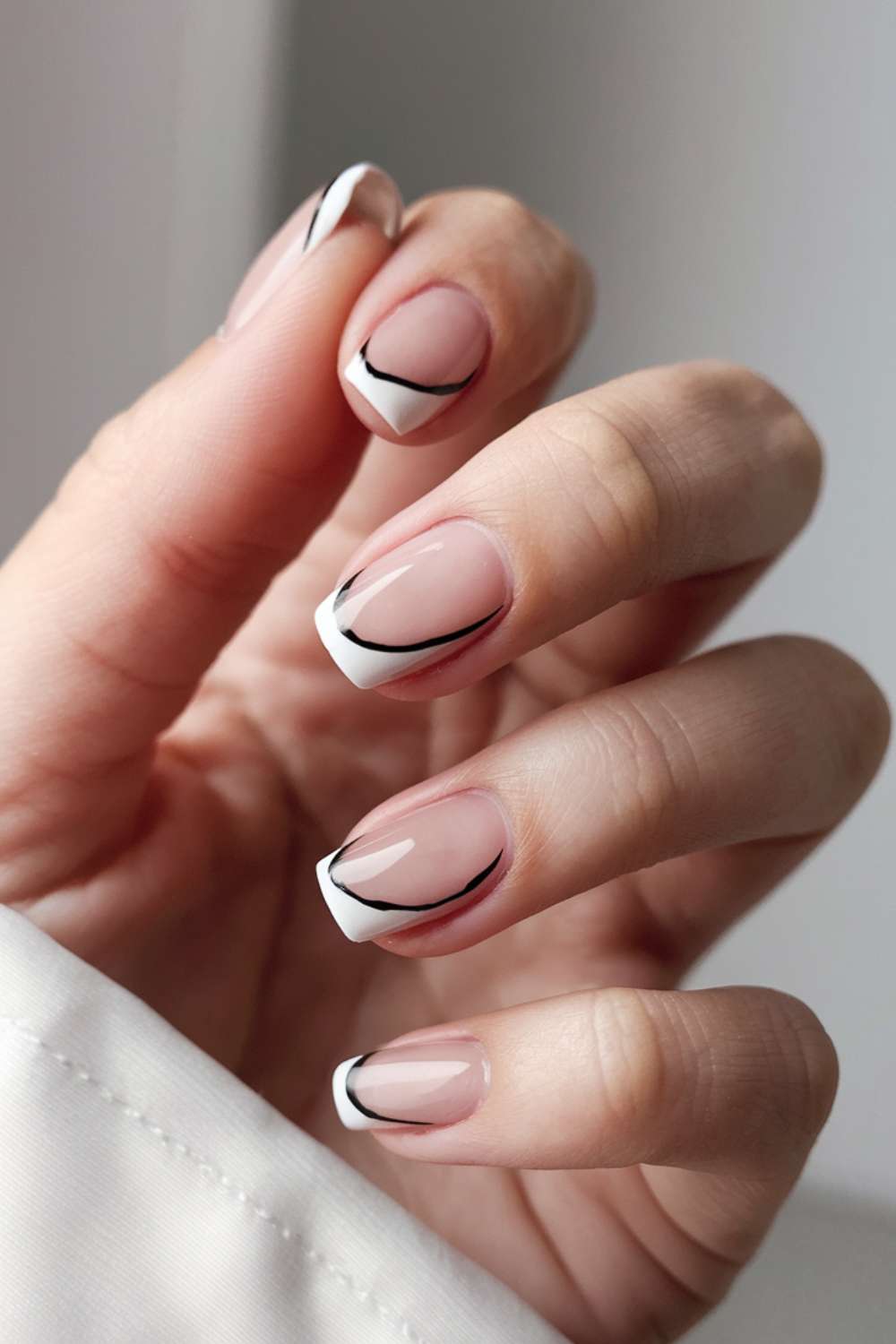 Classic Minimalist Lines nail art design ideas