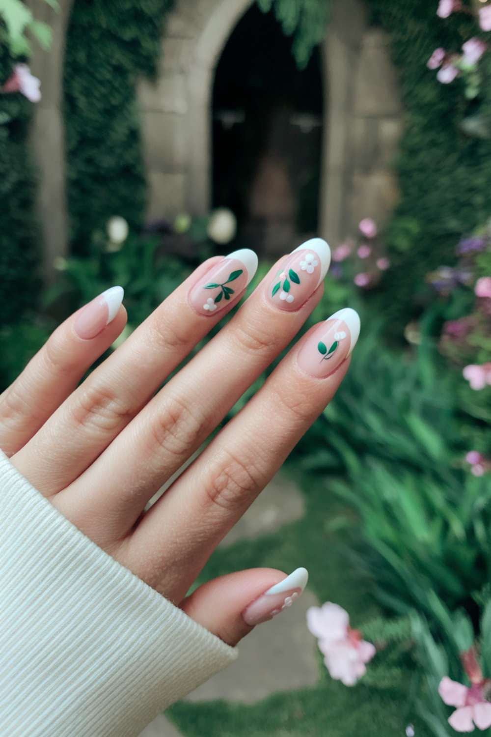 Floral Accent Nails art design