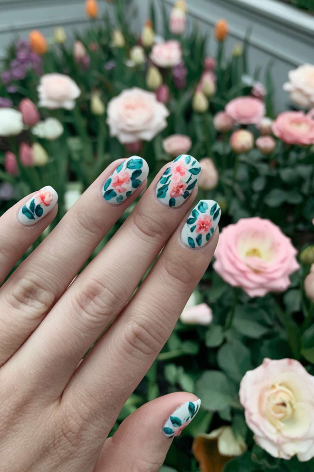 Floral Print Accent Nails art design