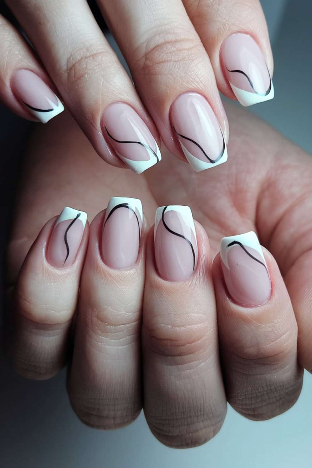 Soft Accent Curves nail art design