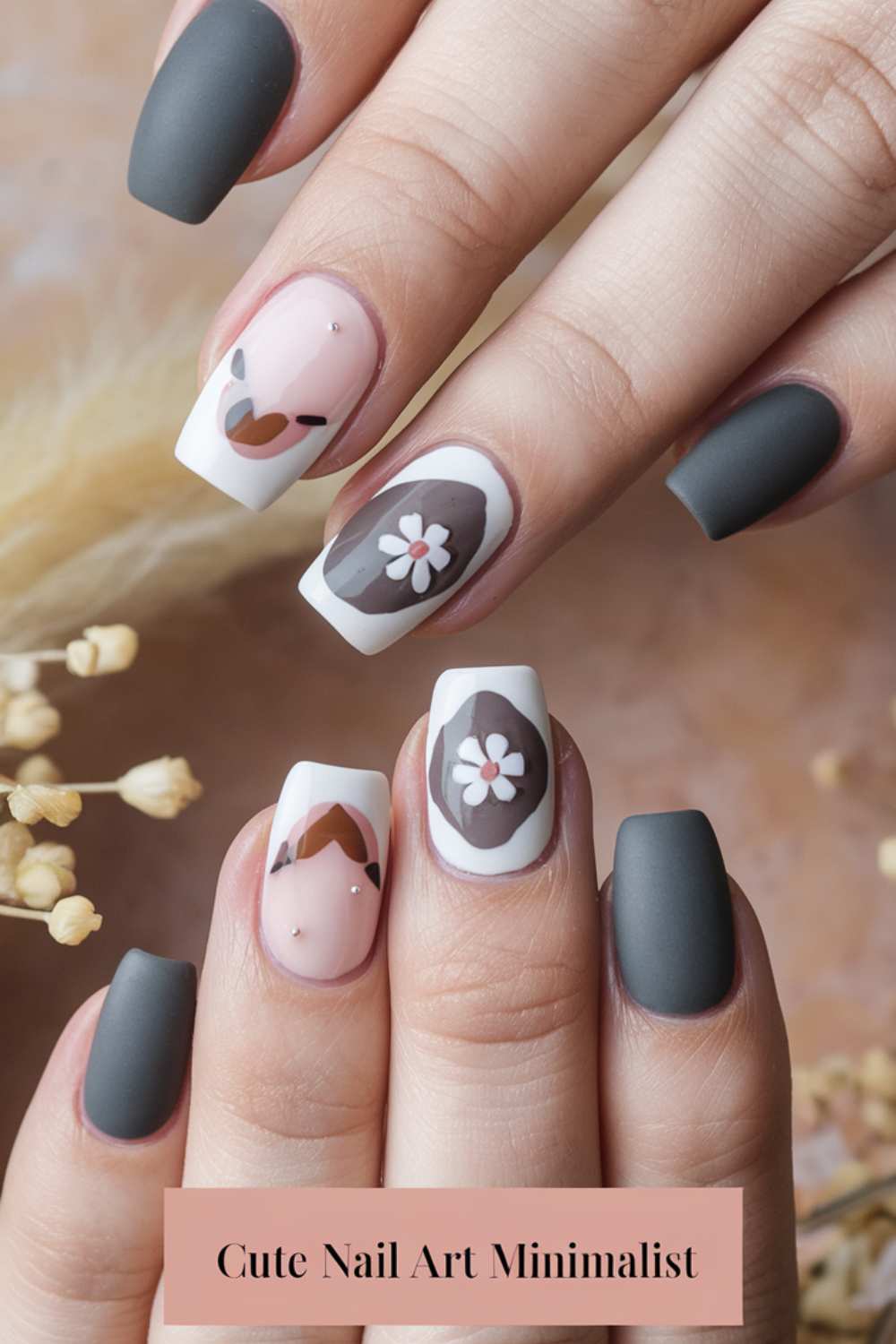 Minimalist Cute Nail Art design ideas